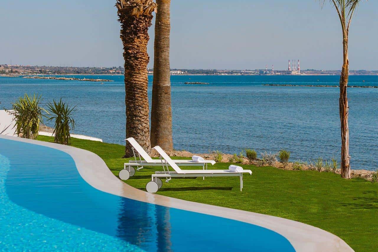 Lebay Beach Hotel - zdjęcie 2