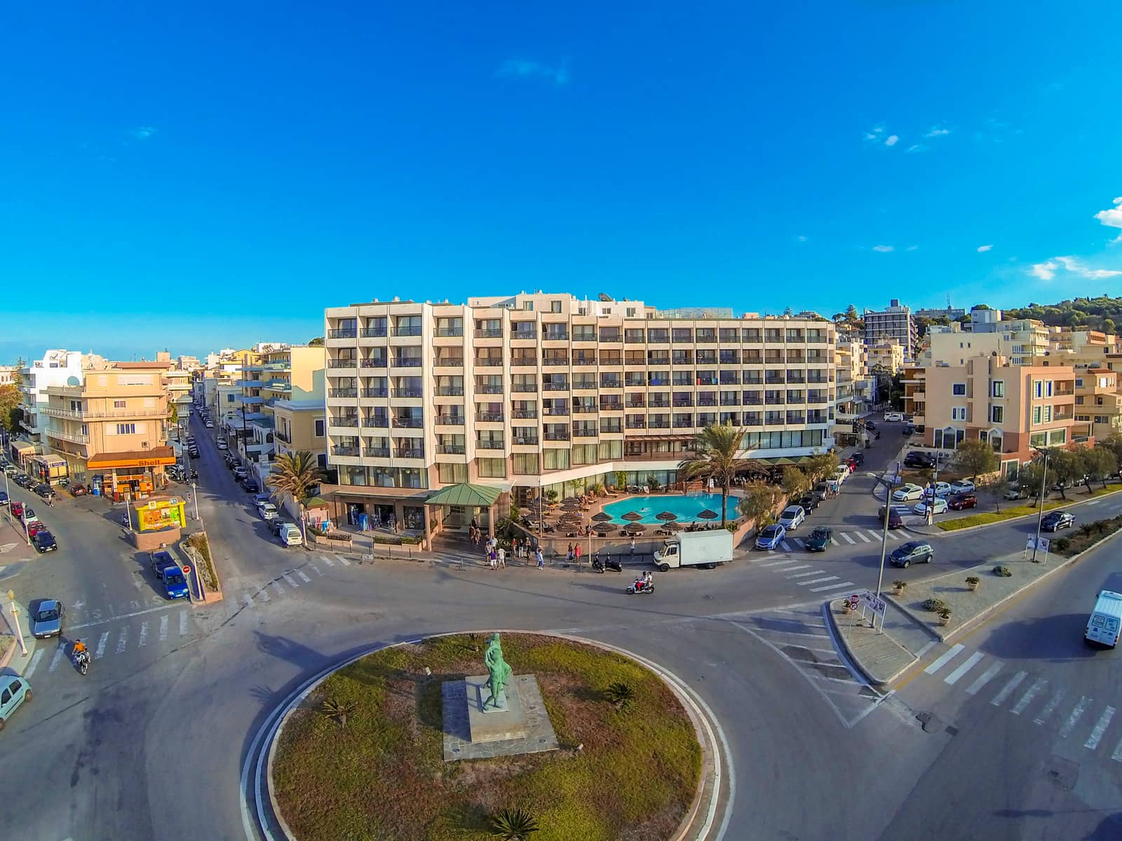 Blue Sky City Beach Hotel - zdjęcie 2