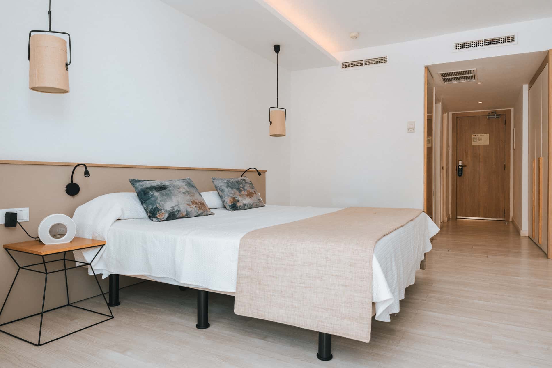 Globales Cala Bona Suites - zdjęcie 4