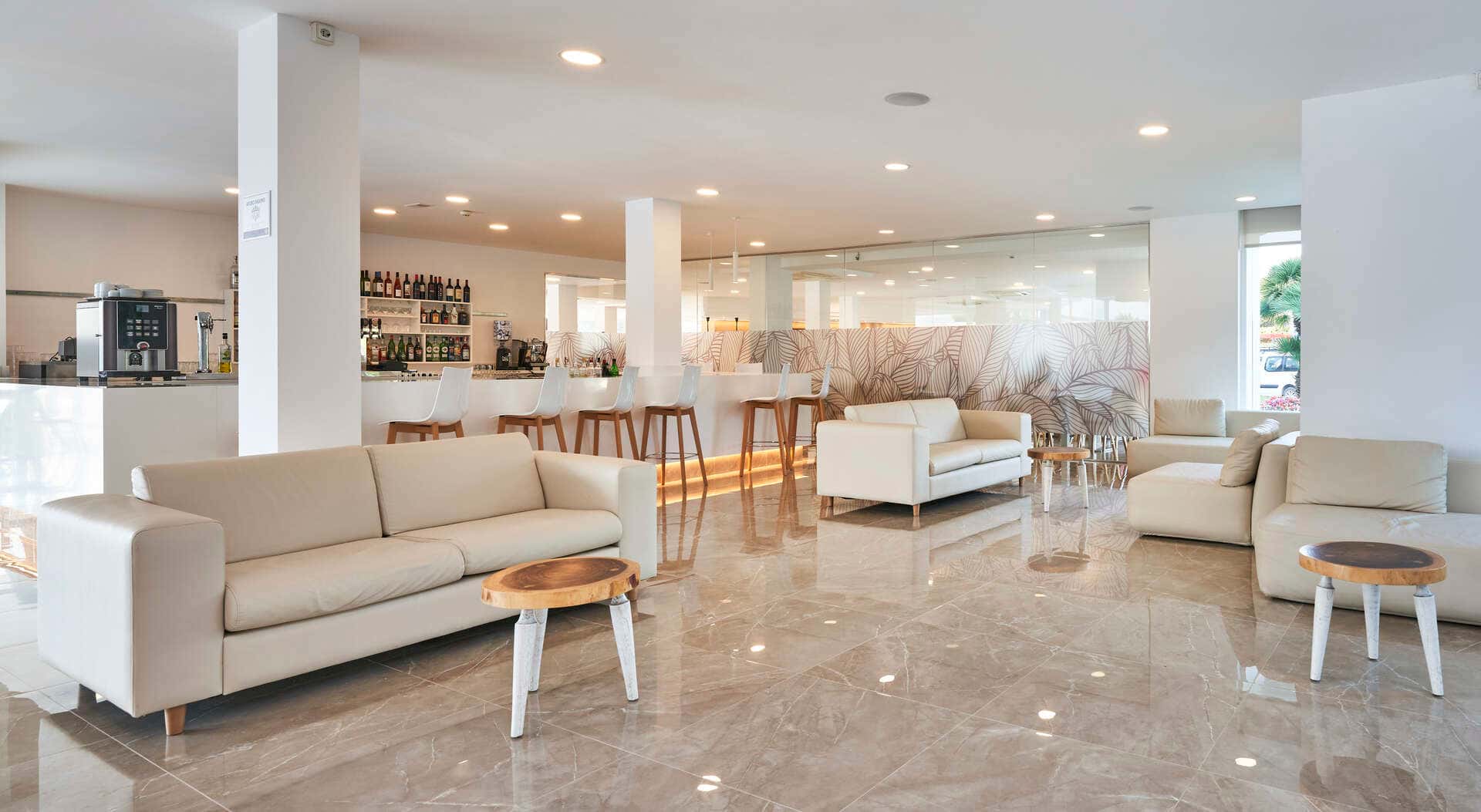Globales Cala Bona Suites - zdjęcie 16
