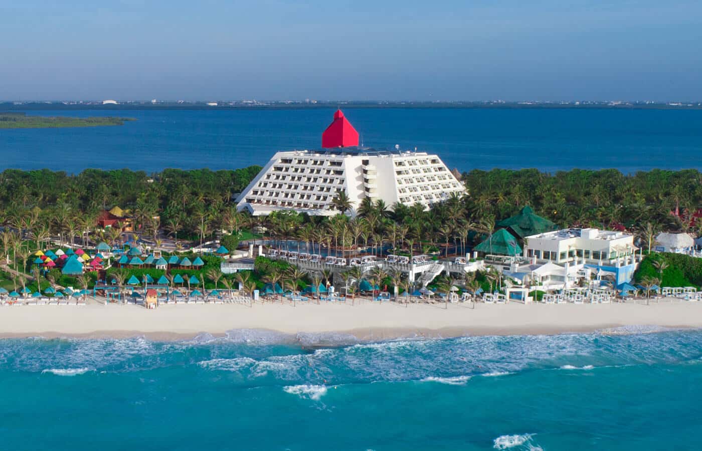 The Pyramid at Grand Cancun by Oasis - zdjęcie 1