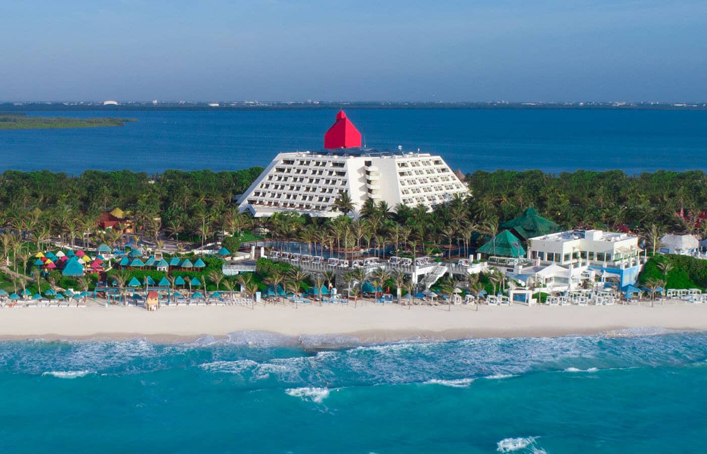 The Pyramid at Grand Cancun by Oasis - zdjęcie 1