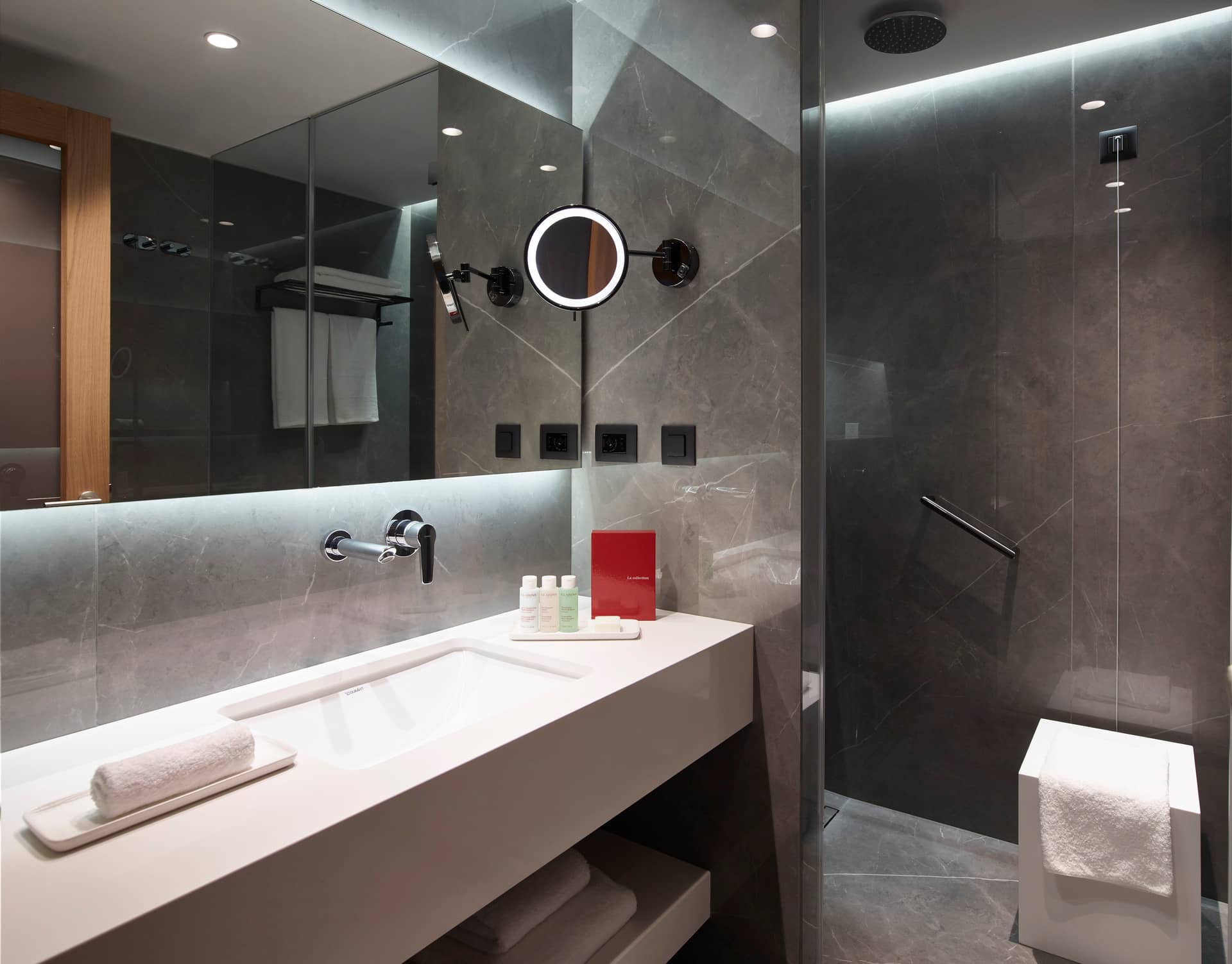 NEPTUNE LUXURY RESORT - zdjęcie 21