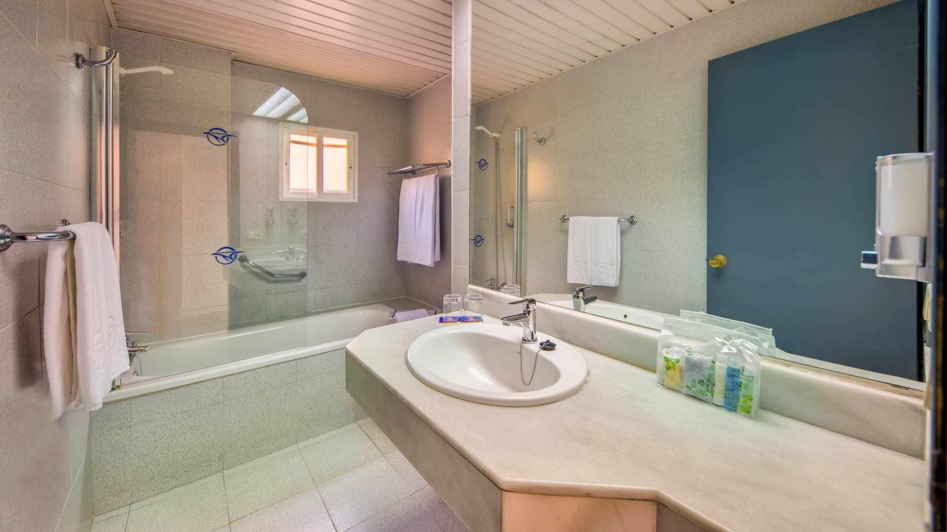 Hotel Globales Gardenia - zdjęcie 9