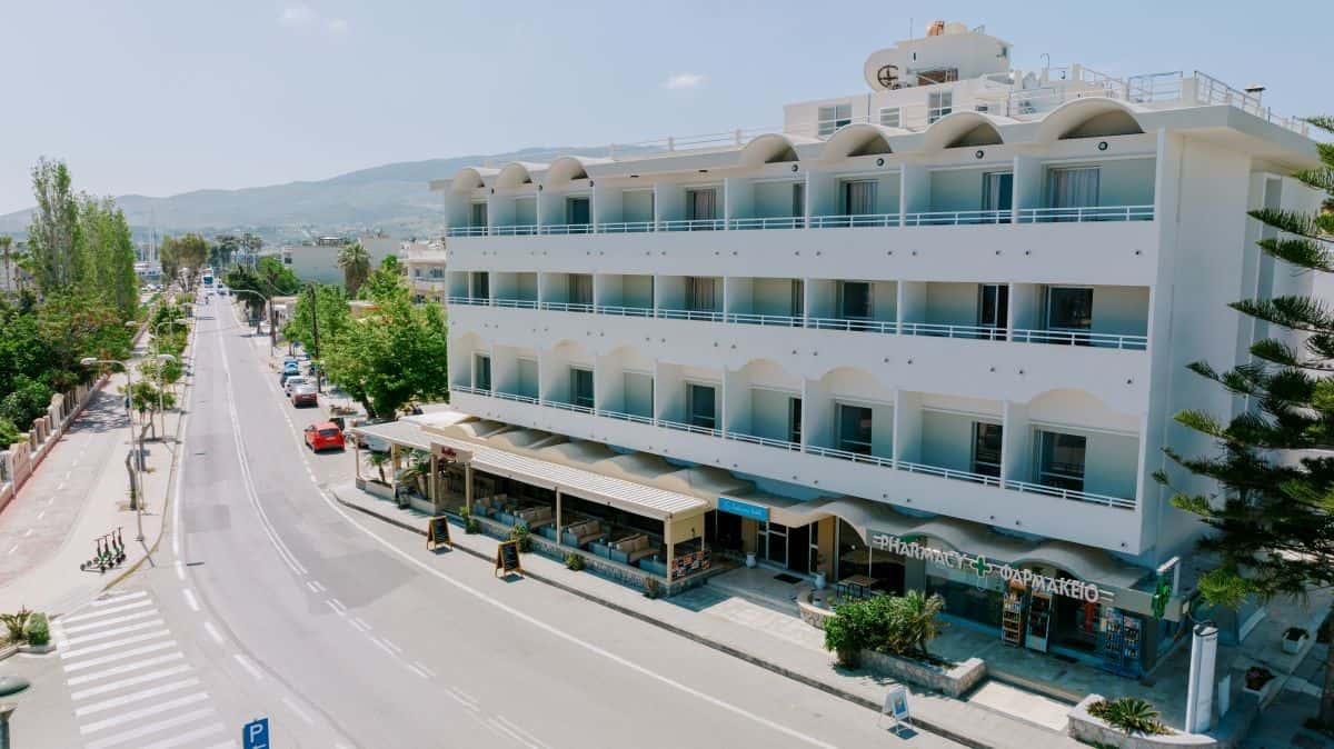 Zephyros Hotel - zdjęcie 1