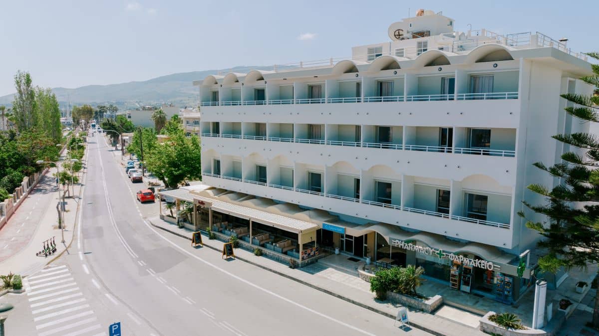 Zephyros Hotel - zdjęcie 1