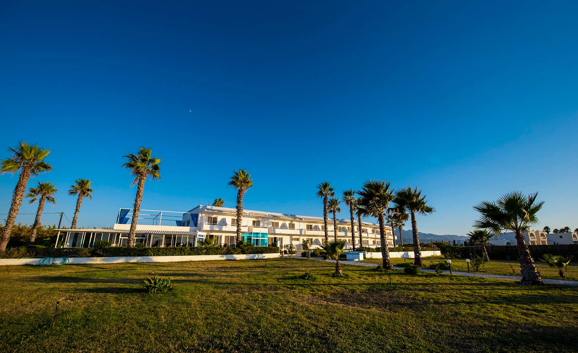 Costa Angela Seaside Resort - zdjęcie 8