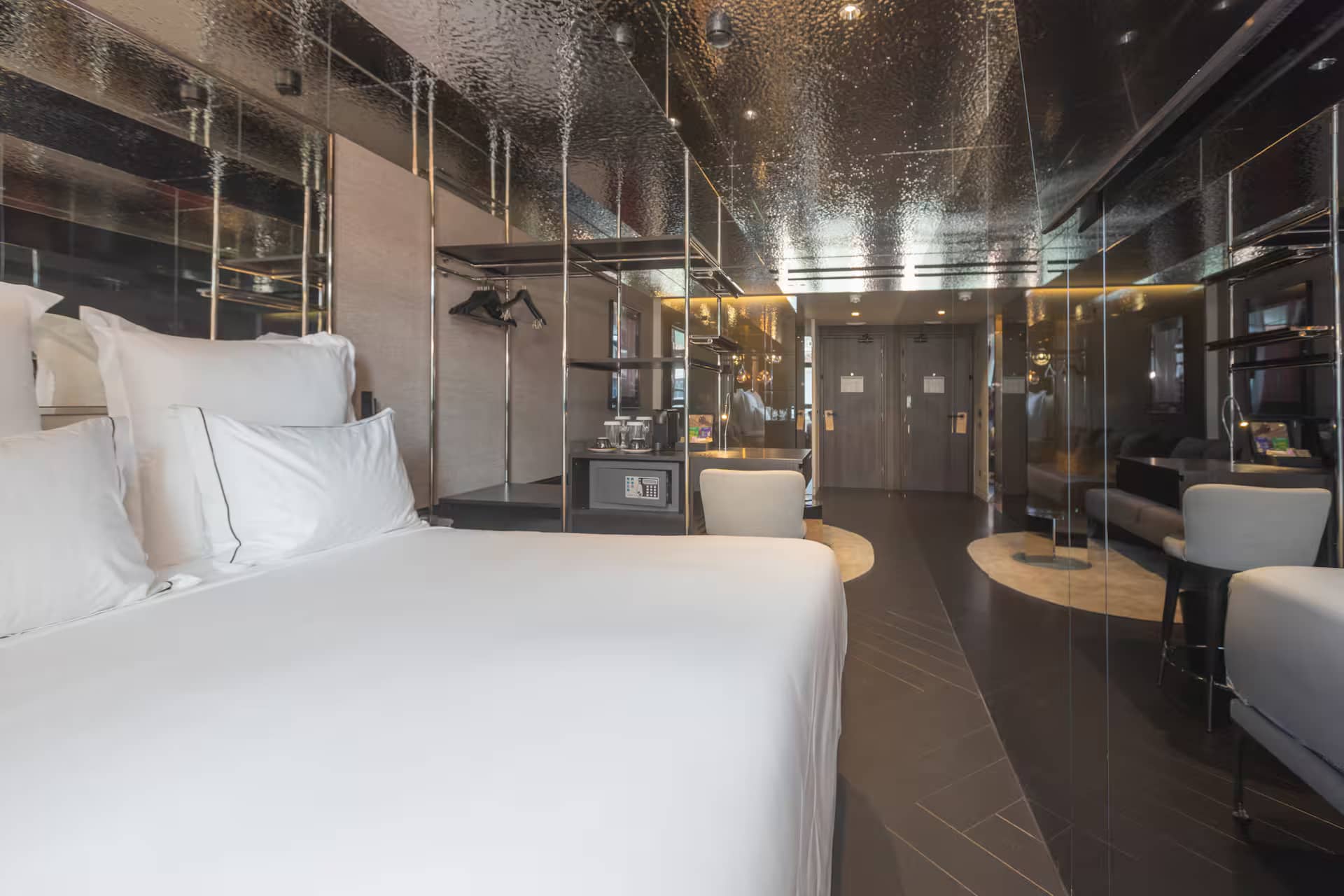 Adia Aluma Athens, Curio Collection by Hilton - zdjęcie 10