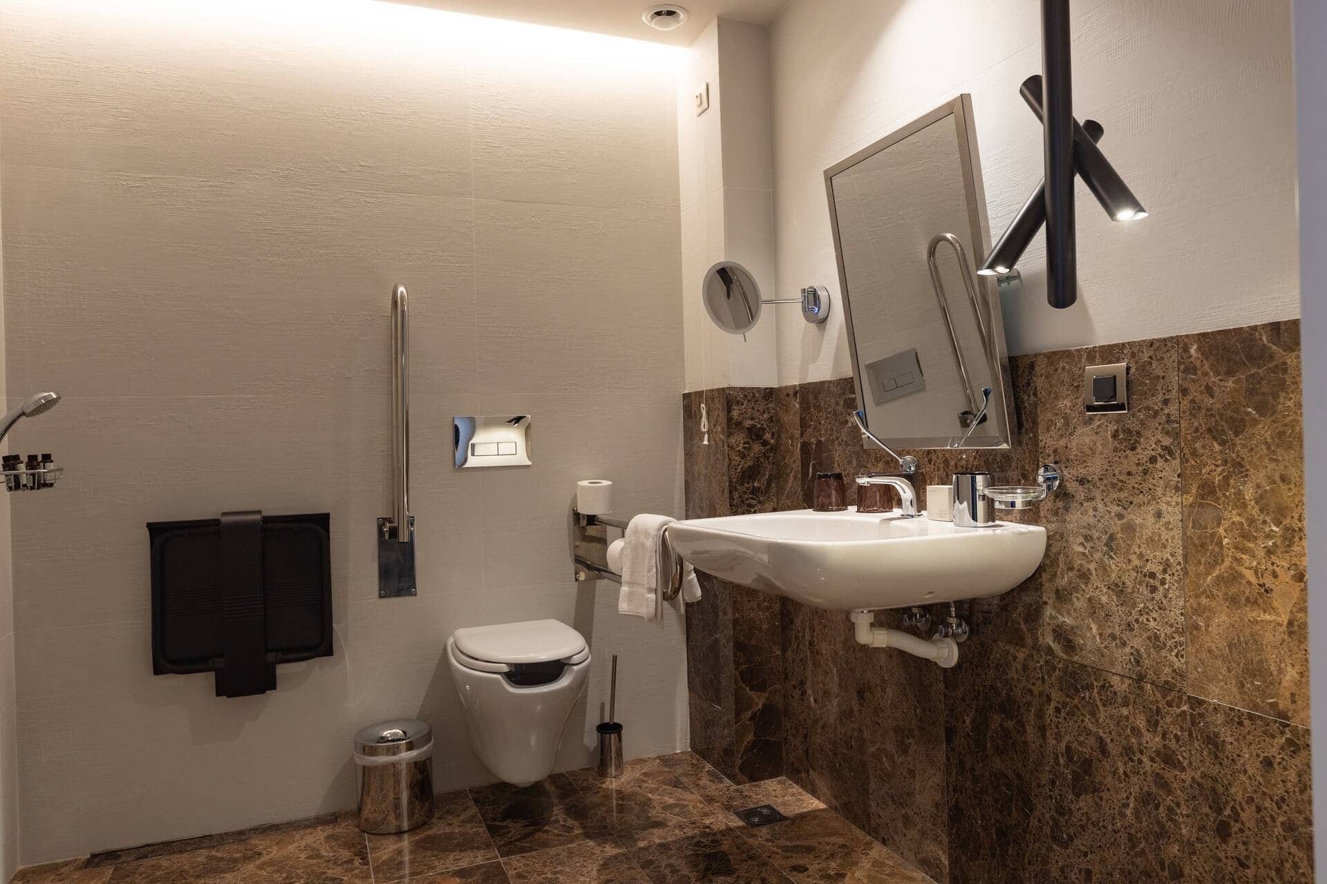 Adia Aluma Athens, Curio Collection by Hilton - zdjęcie 26
