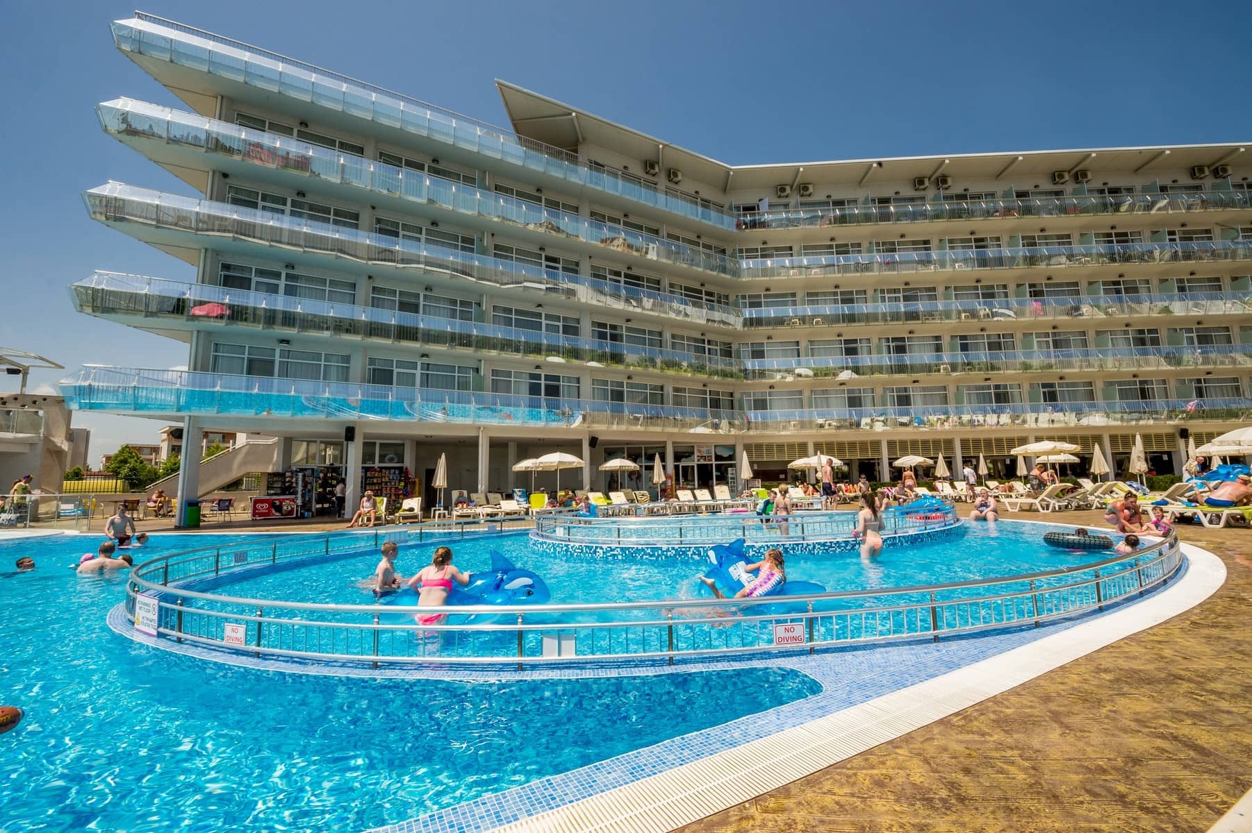 Aqua Nevis Club Hotel - zdjęcie 9