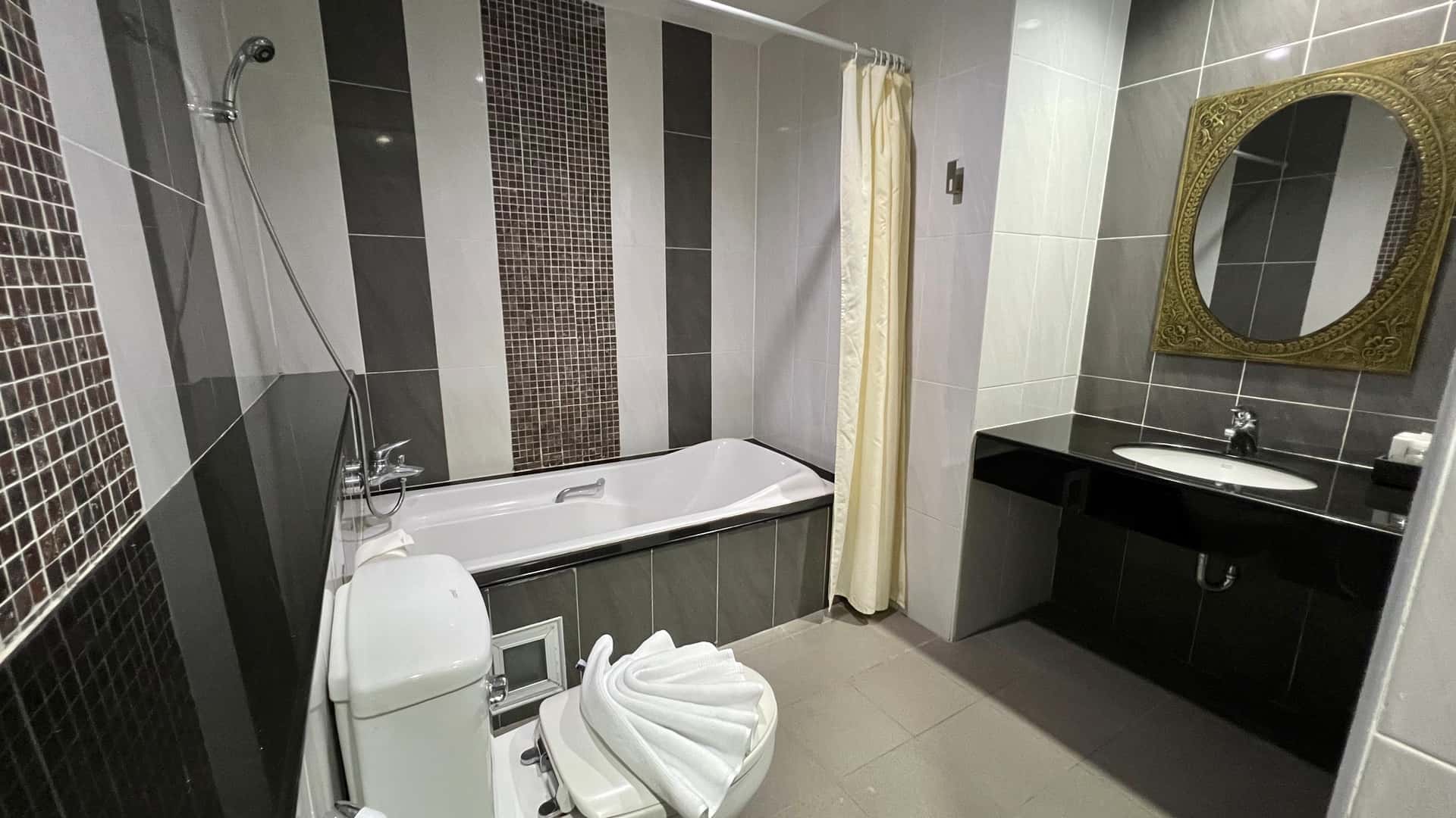 Amata Patong - zdjęcie 24